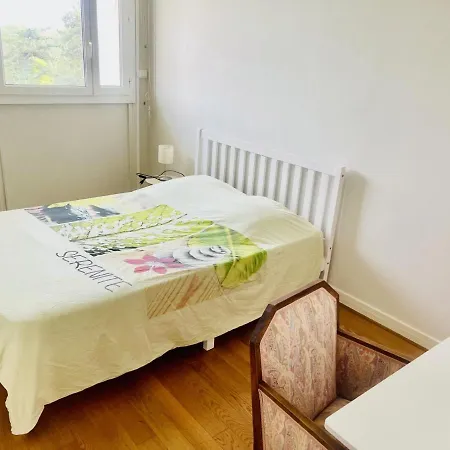 Privée - Place Verdun Bed & Breakfast Tours